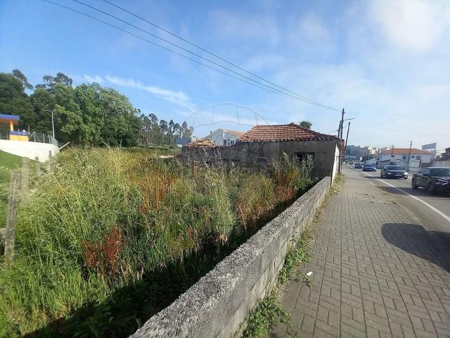 Armazém alugar em Santa Maria Da Feira, Aveiro