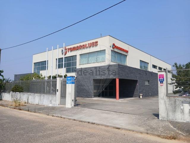 Armazém venda em Madalena e Beselga, Tomar