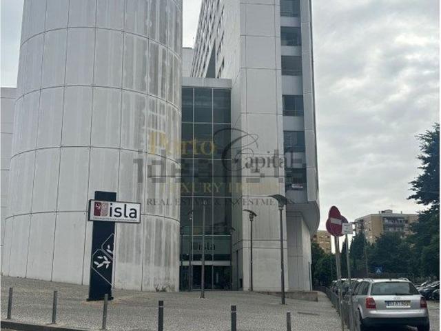 Loja alugar em Laborim, Vila Nova De Gaia