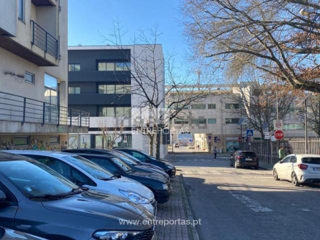 Ponto Comercial venda em Marco De Canaveses, Cristelo Ponto Comercial venda em Marco De Canaveses, Cristelo