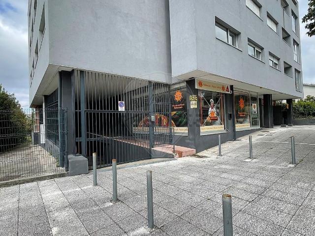 Loja venda em Felgueiras, Porto
