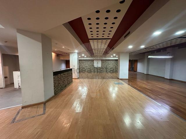 Armazém venda em Felgueiras, Porto
