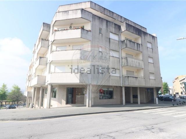 Loja venda em Felgueiras, Porto