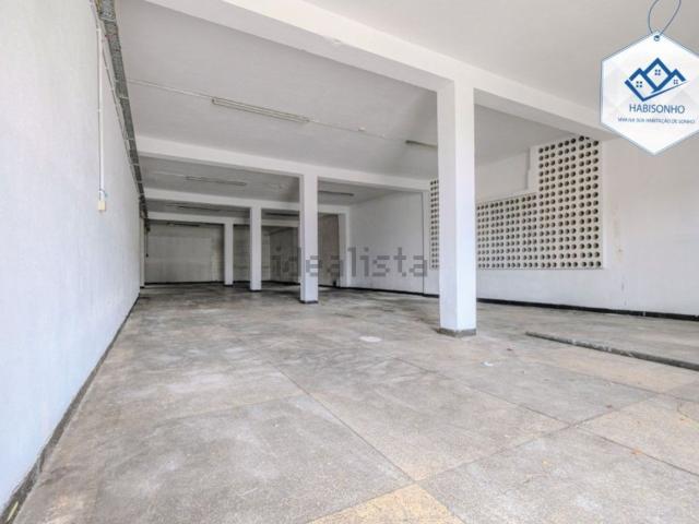 Armazém venda em Porto