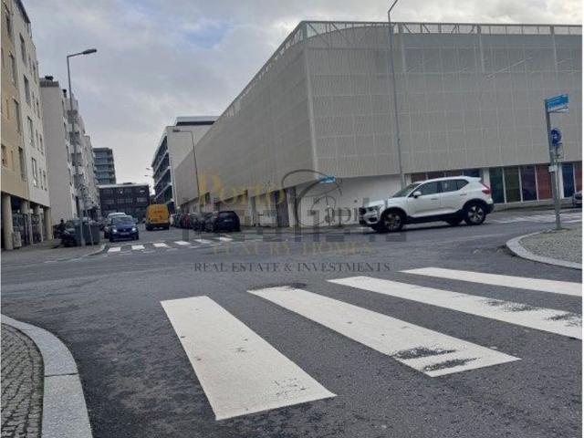 Loja alugar em Porto