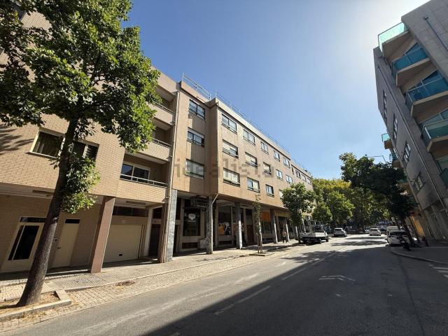 Loja alugar em Porto