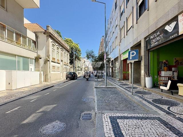 Armazém alugar em Matosinhos, Brito Capelo