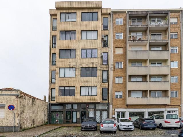 Loja alugar em Icas, Porto