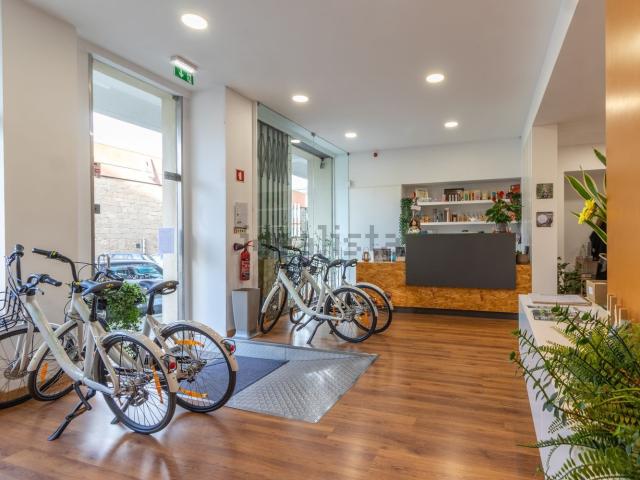 Loja alugar em Porto, Aldoar