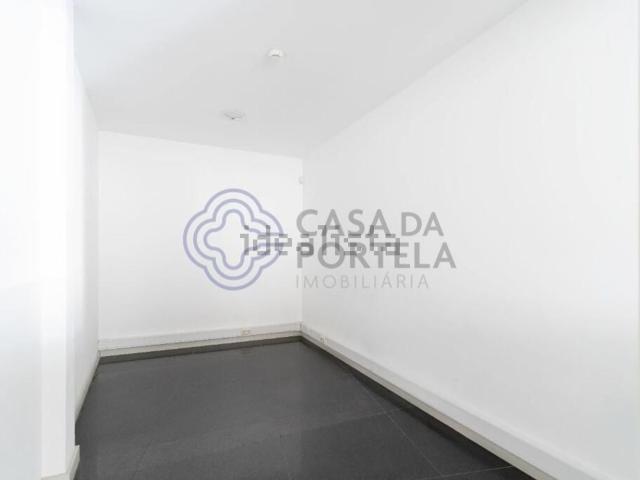 Loja venda em Icas, Porto