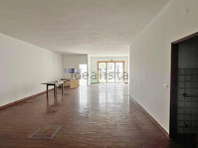 Ponto Comercial alugar em Póvoa De Varzim