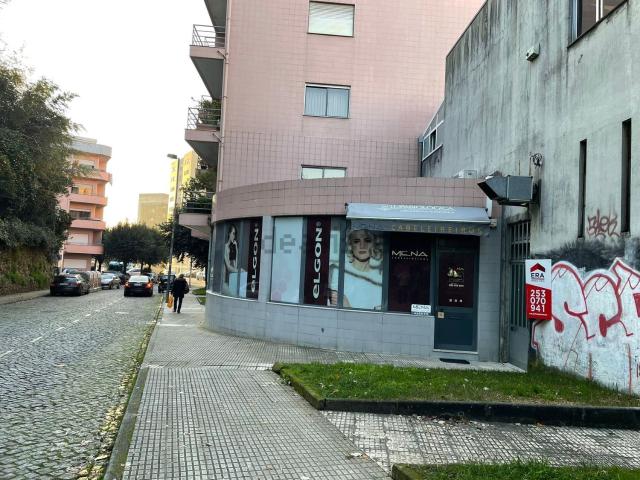 Armazém alugar em Cividade, Braga