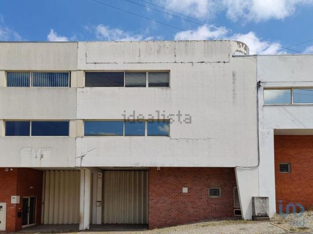 Ponto Comercial alugar em Milheirós, Gueifães