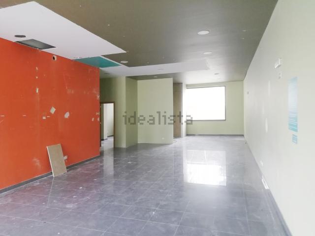 Loja venda em Urbanização Vila Chã, Amadora