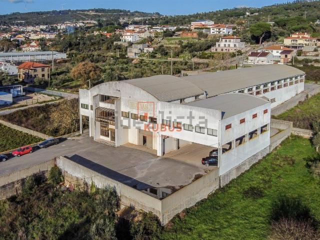 Armazém venda em Alcanena, Santarém