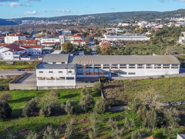 Armazém alugar em Alcanena, Santarém