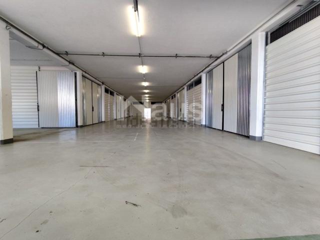 Armazém alugar em Moita, Setúbal