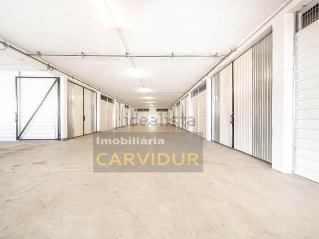 Armazém alugar em Moita, Setúbal