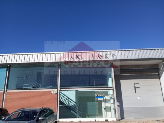 Armazém alugar em Moita, Setúbal