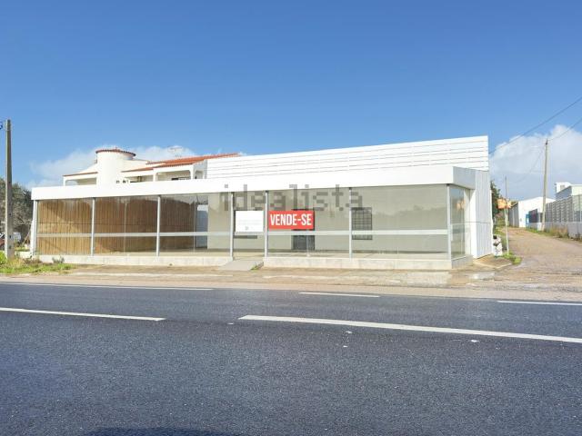 Loja venda em Quatrim do Sul, Olhão