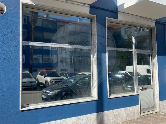 Loja alugar em Bela Colónia, Montijo