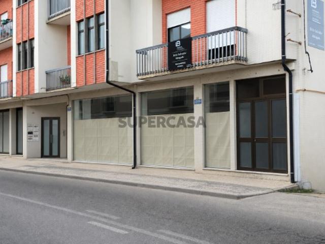 Armazém venda em Oliveira Do Bairro, Aveiro