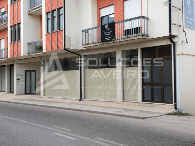 Loja venda em Oliveira Do Bairro, Aveiro