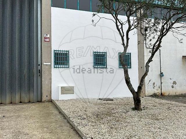 Armazém alugar em Trofa, Porto