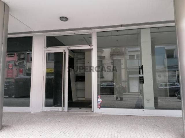 Armazém venda em Porto