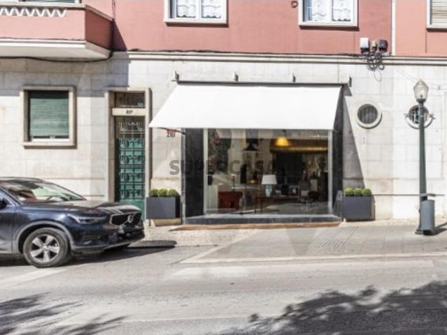 Armazém venda em Estrela, Lisboa