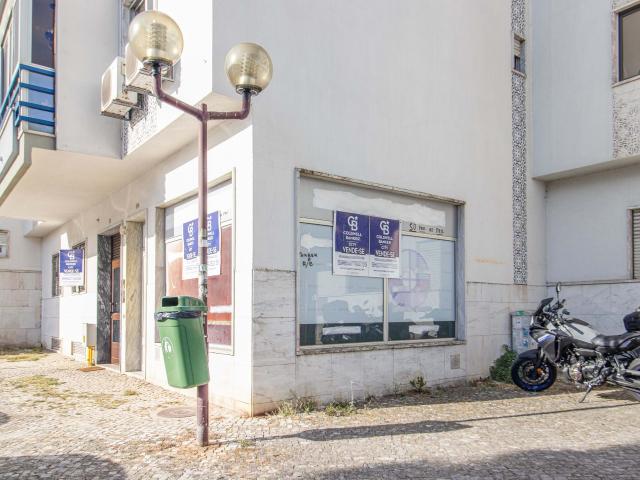 Loja venda em Falagueira, Amadora