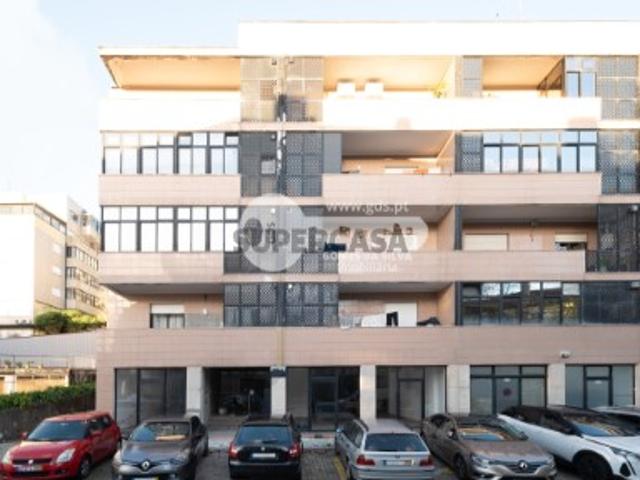 Armazém venda em Braga