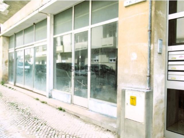 Armazém venda em Caldas Da Rainha, Leiria