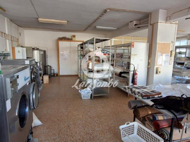 Loja venda em Meadela