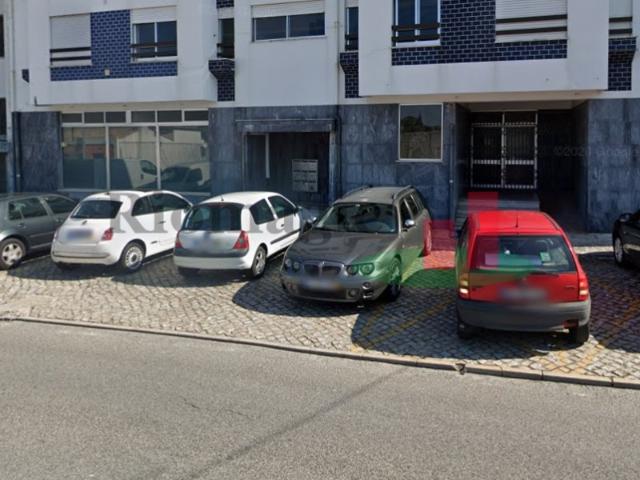 Loja venda em Marinha Grande, Leiria