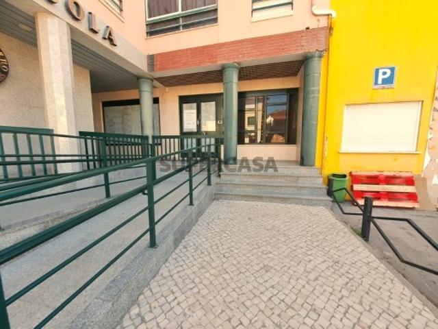Armazém venda em Casal Martingil, Torres Vedras