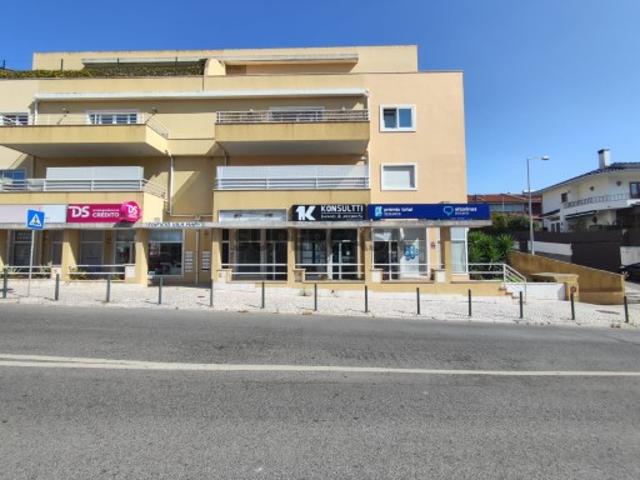 Armazém venda em Carcavelos, Cascais