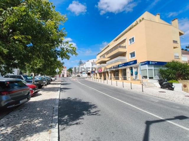 Armazém venda em Carcavelos, Cascais