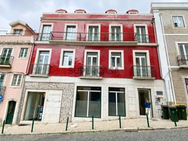 Armazém venda em Lisboa