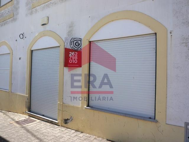 Loja venda em São Bernardino, Peniche