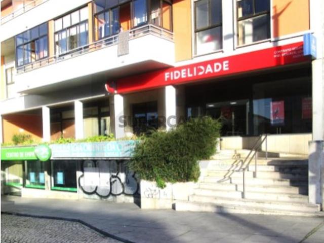 Armazém venda em Estefânea, Sintra