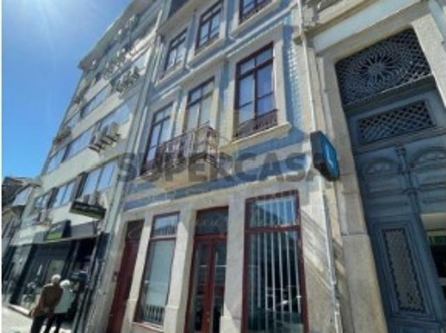 Armazém venda em Porto