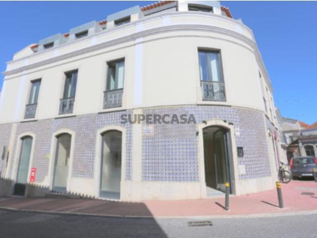 Armazém venda em Oeiras, Núcleo Urbano Histórico de Oeiras