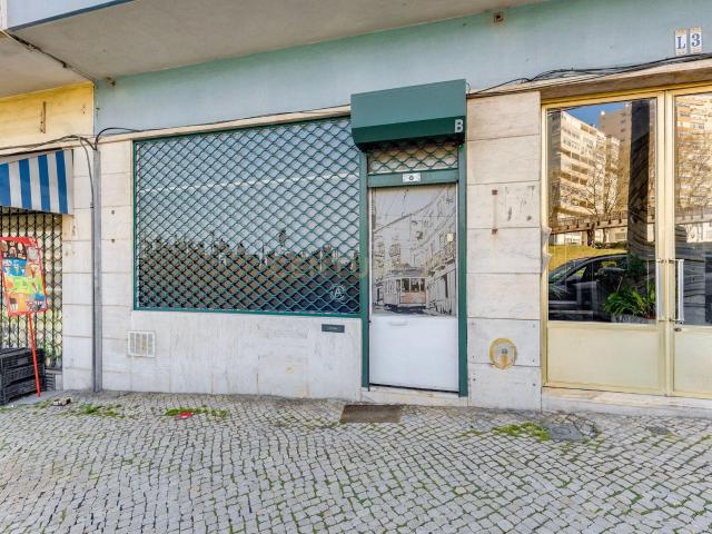 Loja alugar em Carriche, Lisboa