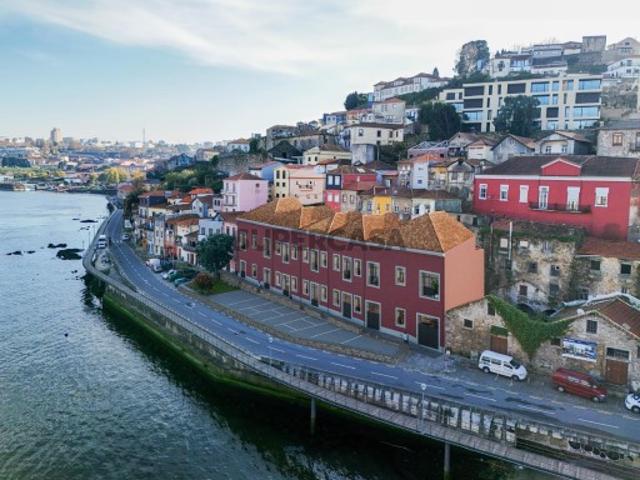 Armazém venda em Lugar do Castelo, Vila Nova De Gaia