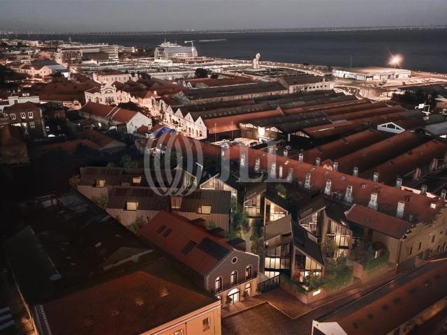 Loja venda em Poço do Bispo, Lisboa
