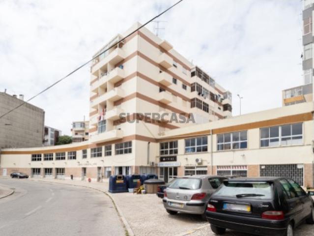 Armazém venda em Seixal, Amora