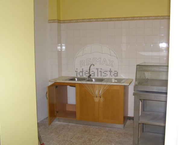 Loja venda em Ourém, Santarém