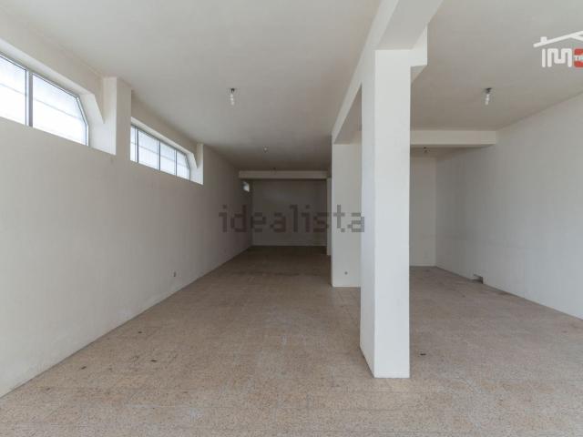 Loja alugar em Favacal, Ourém