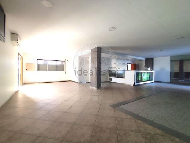 Armazém venda em Ourém, Santarém